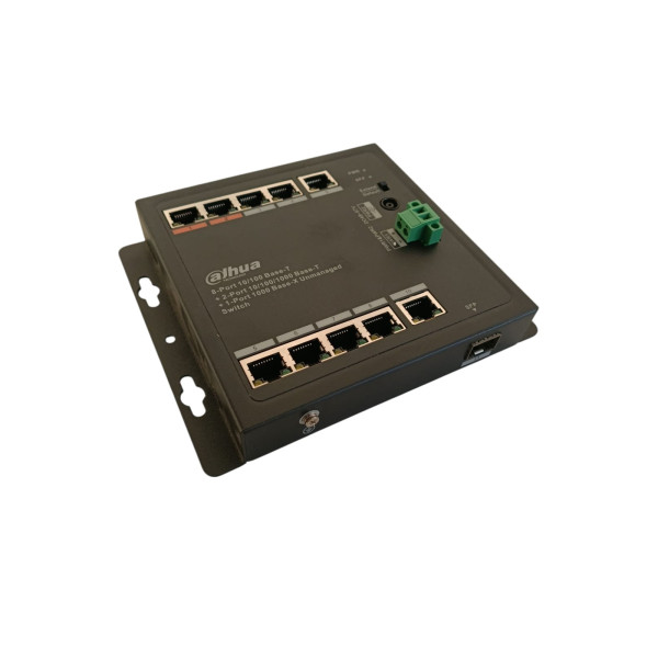 Commutateur industriel 8 broches FE PoE + 2 broches GE + 1 broche SFP 96 W / 13,6 Gbit/s